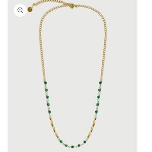 Green beaded necklace. Brand new. Never been worn.